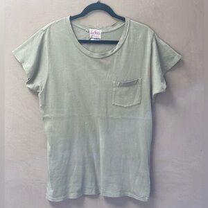 Vintage style Levi Strauss light olives green Man’s T shit with pocket Size L